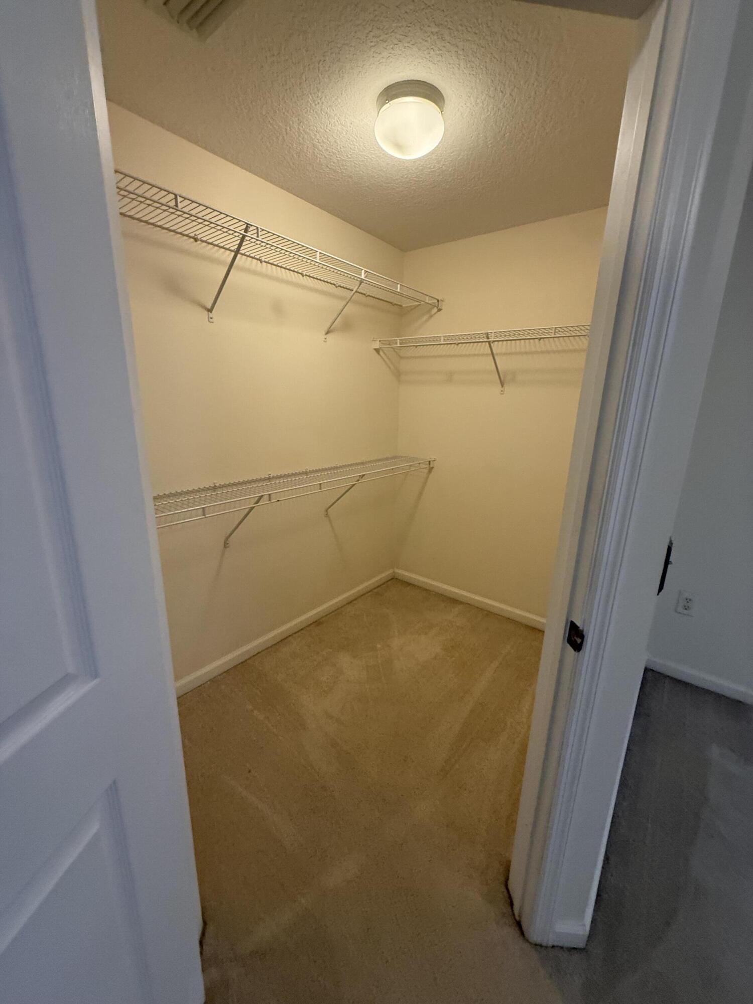 MEZZANO CONDO - Residential Lease
