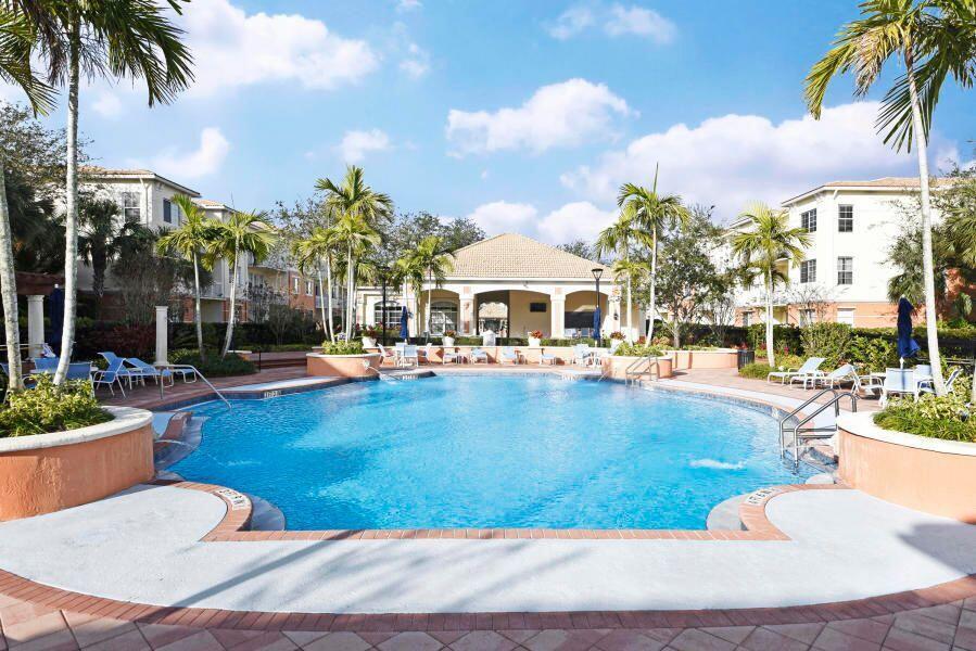 MEZZANO CONDO - Residential Lease