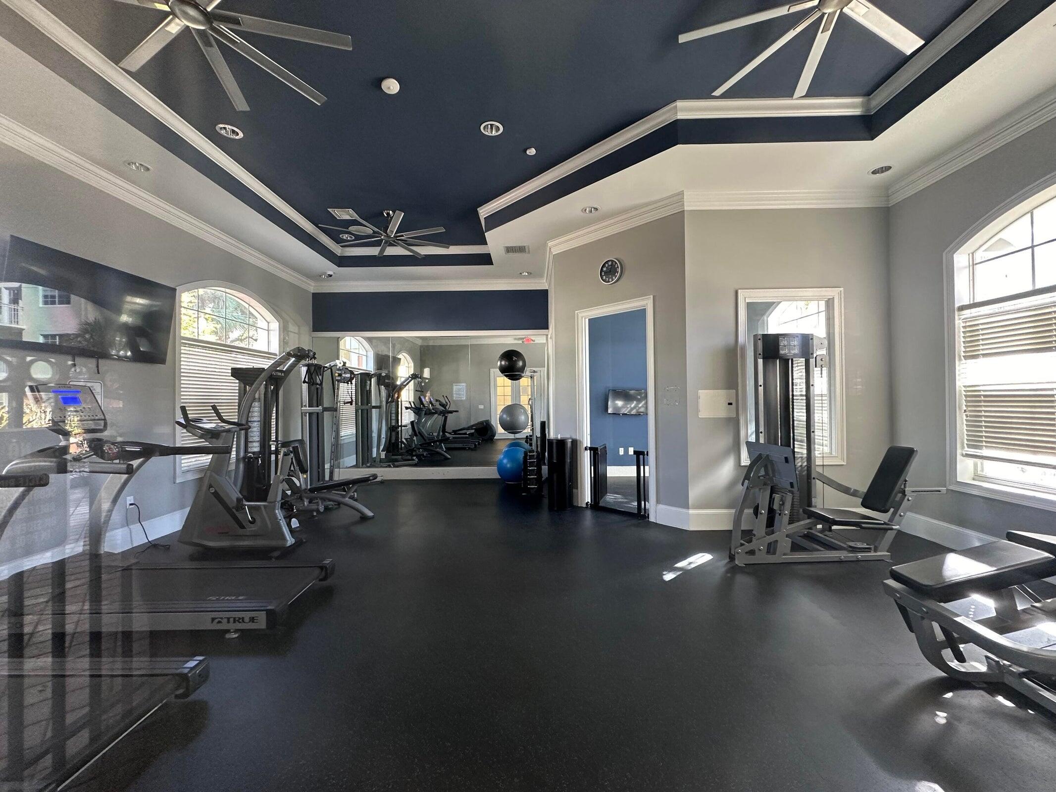 MEZZANO CONDO - Residential Lease