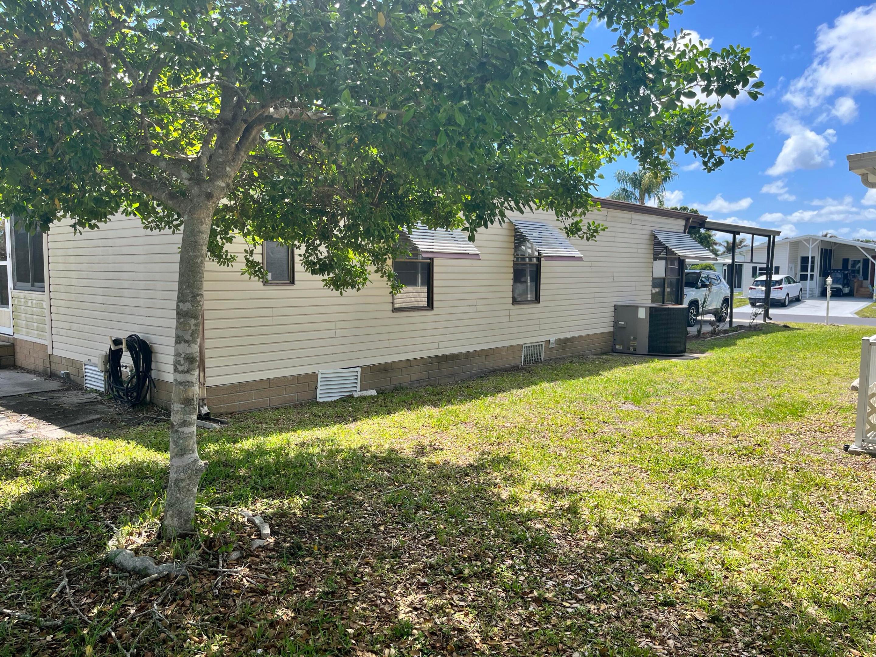 TROPICAL ISLES - Residential