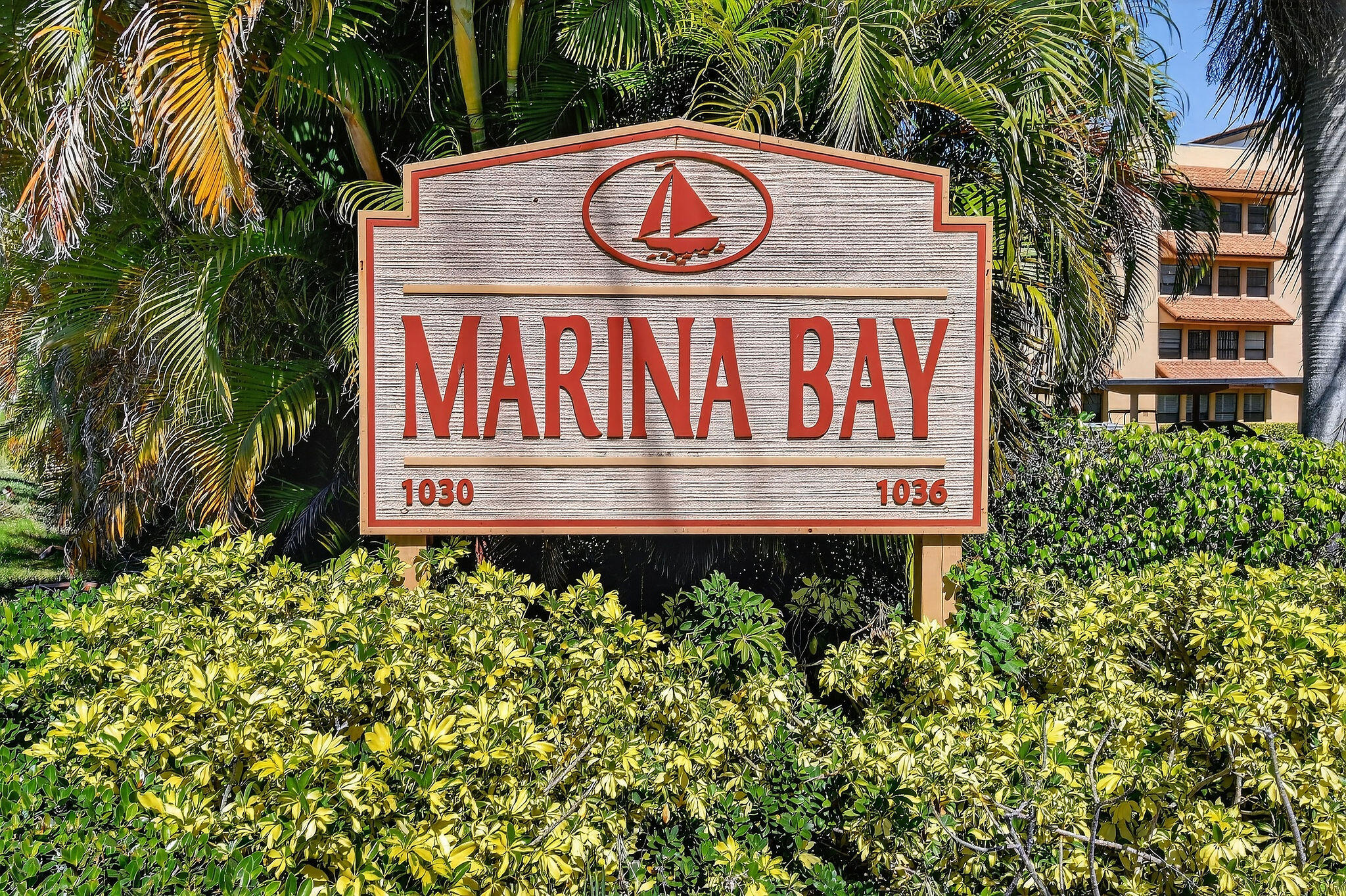MARINA BAY CONDO - Residential