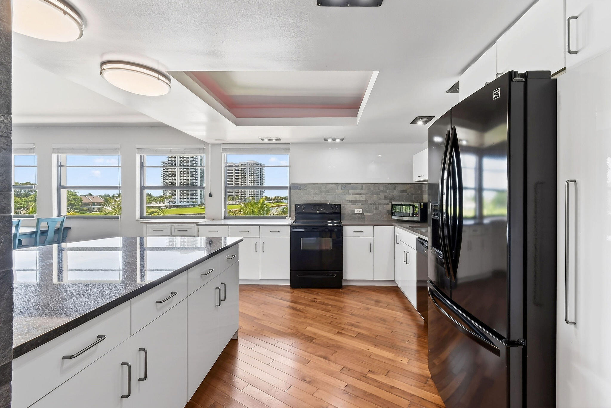 MARINA BAY CONDO - Residential