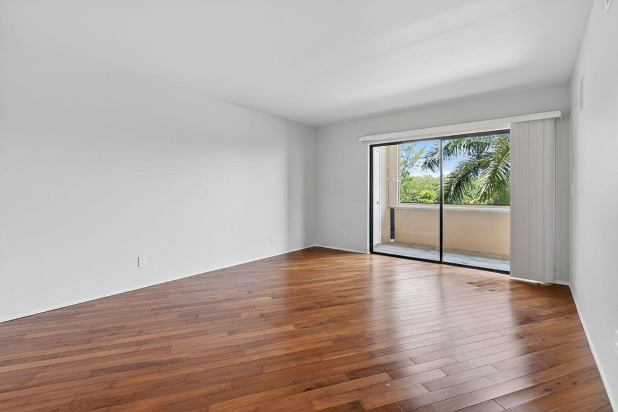 MARINA BAY CONDO - Residential