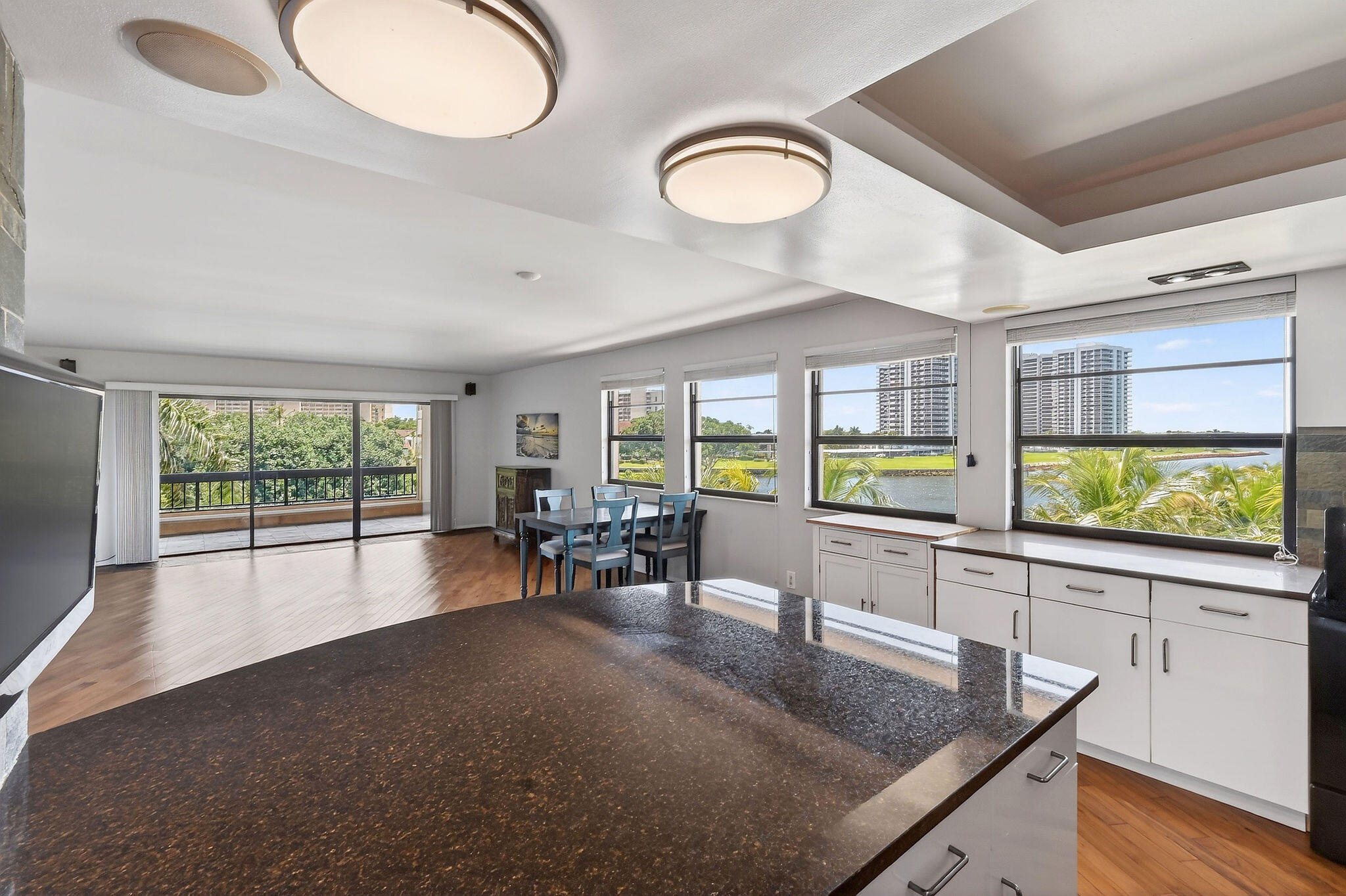 MARINA BAY CONDO - Residential