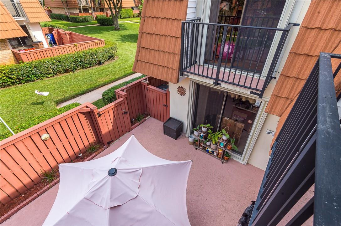 WATERFORD COURTYARDS - Residential