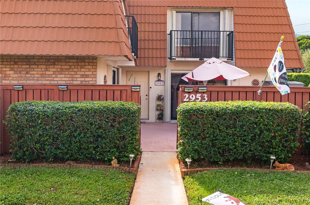 WATERFORD COURTYARDS - Residential