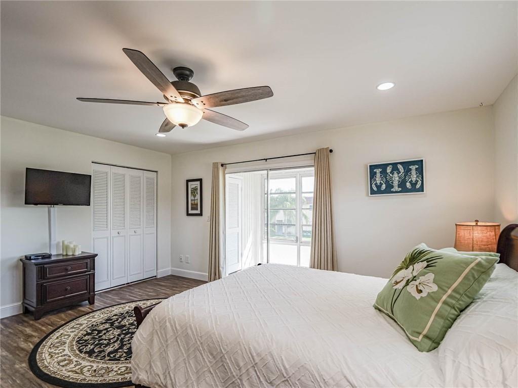 VISTA ROYALE PHASE IV BLDGS 83-111 - Residential Lease