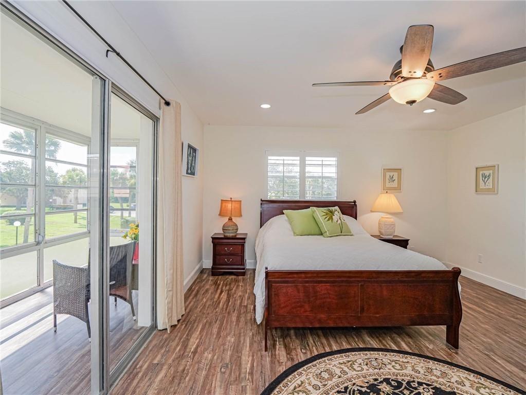 VISTA ROYALE PHASE IV BLDGS 83-111 - Residential Lease