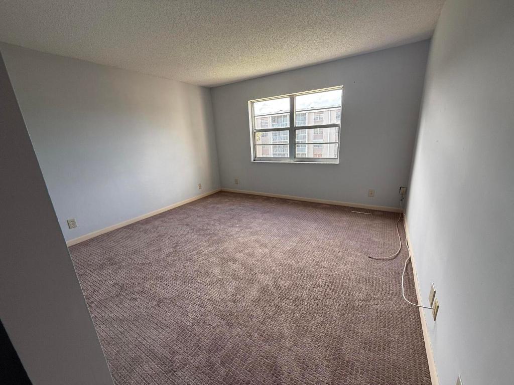 Sherwood Square - Residential