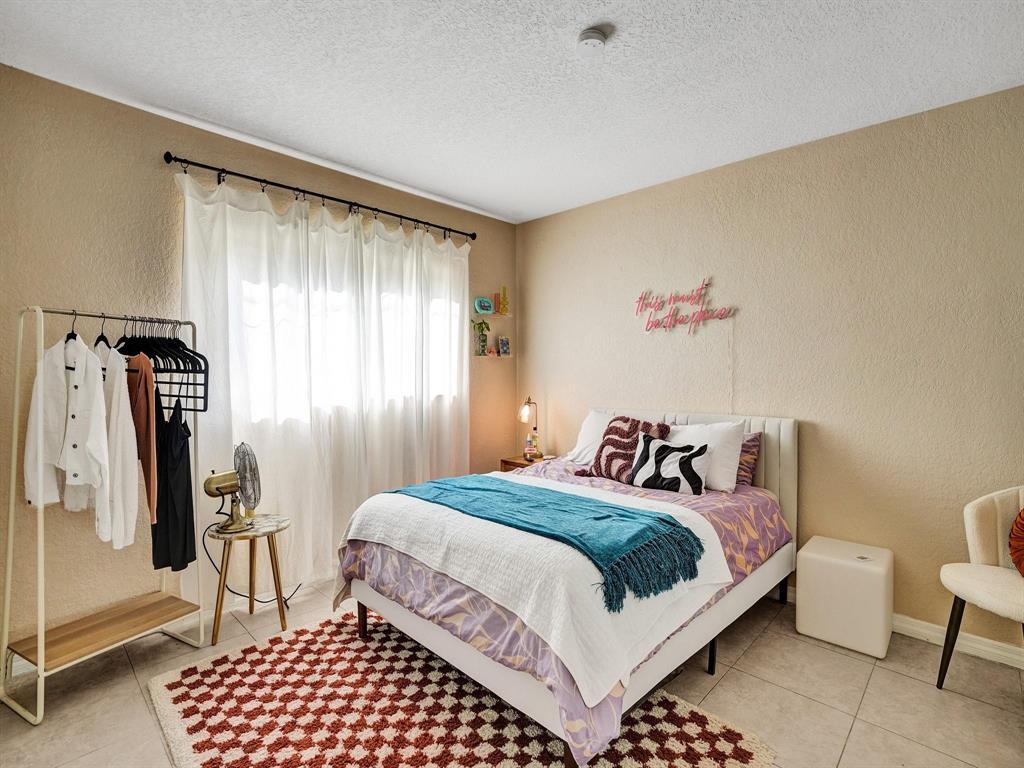 HILLCREST OF POMPANO CONDO - Residential Lease