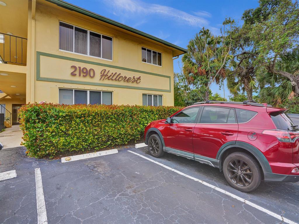 HILLCREST OF POMPANO CONDO - Residential Lease