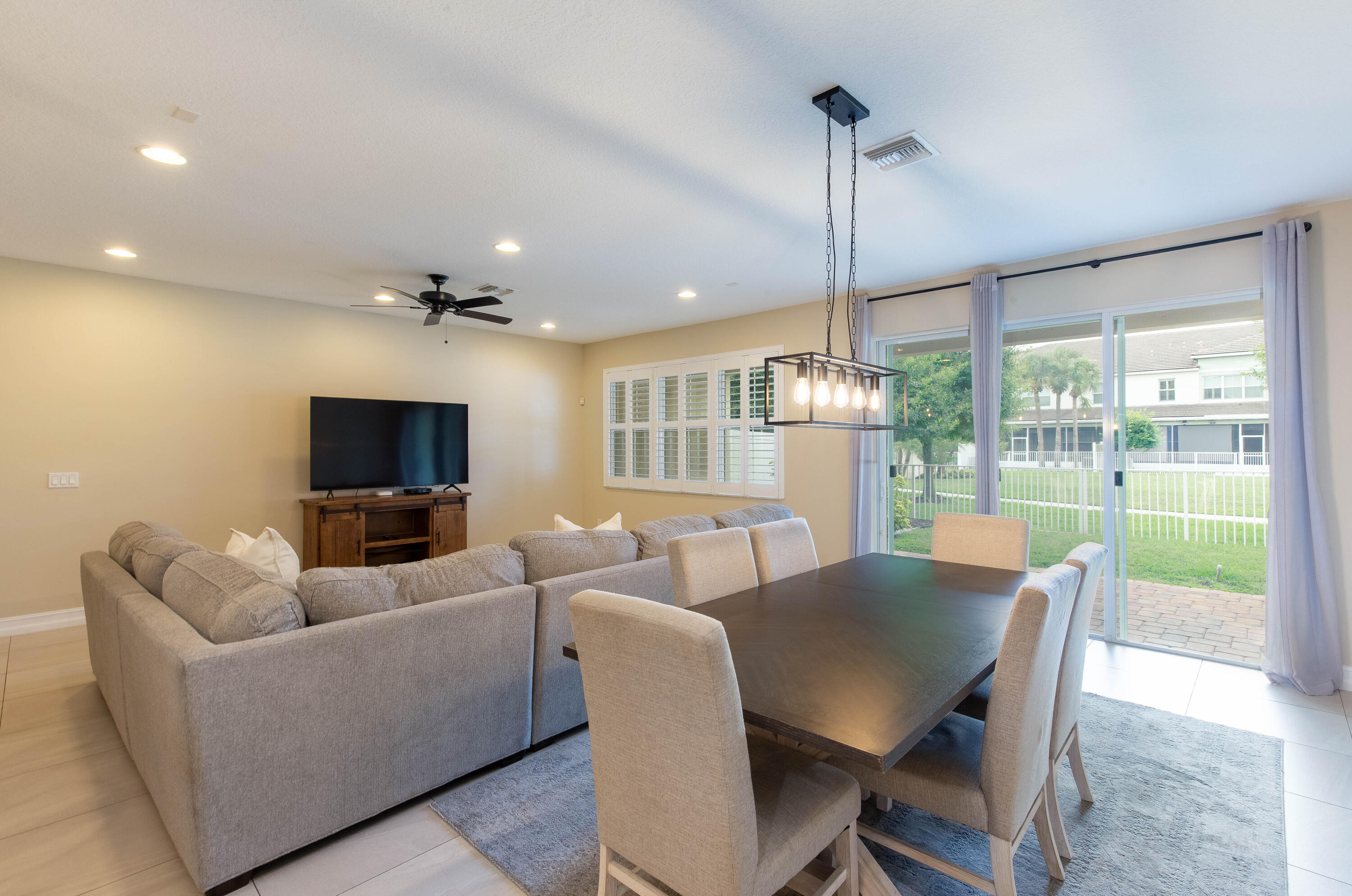 PARK CENTRAL - Residential Lease