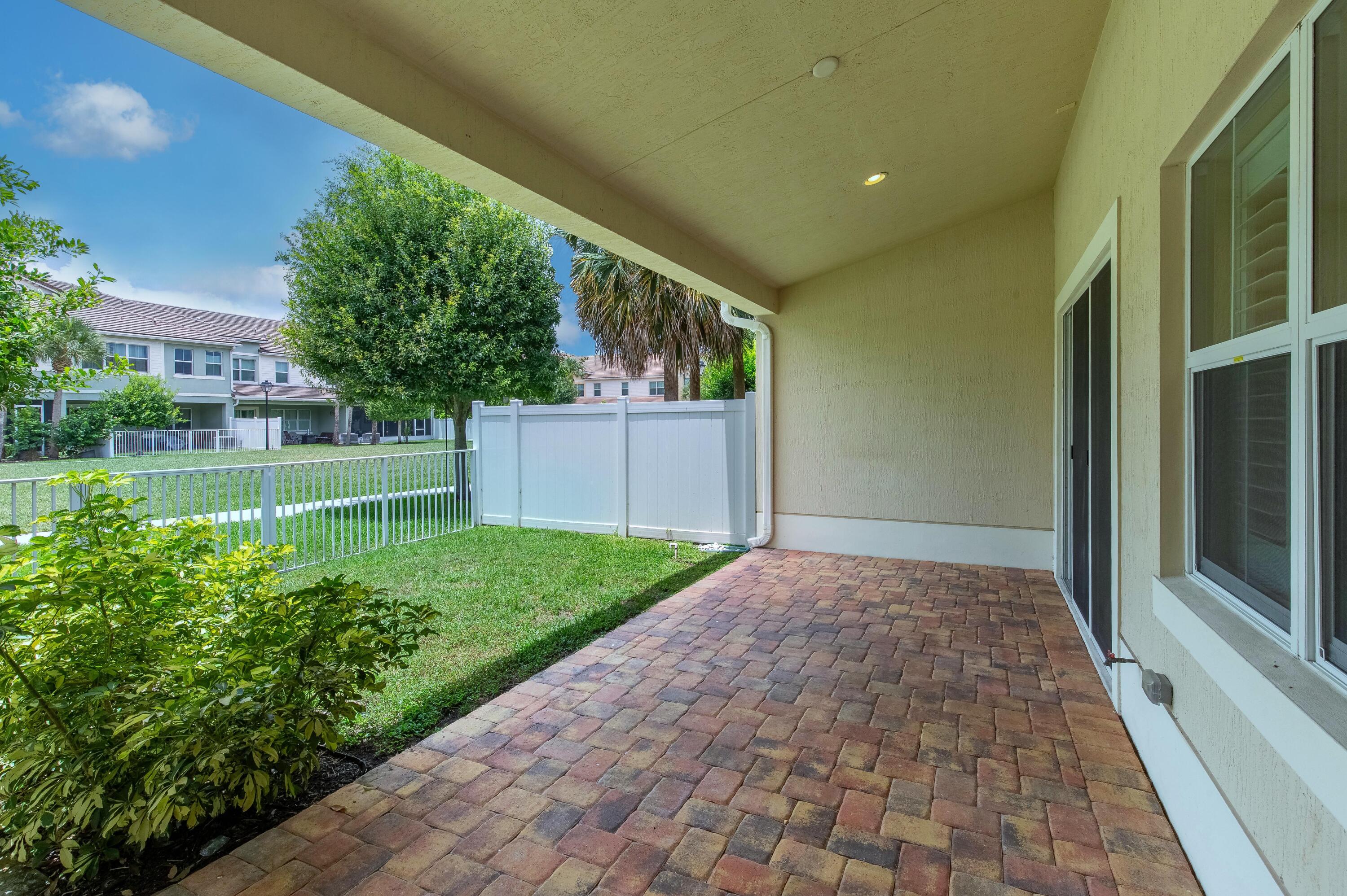 PARK CENTRAL - Residential Lease
