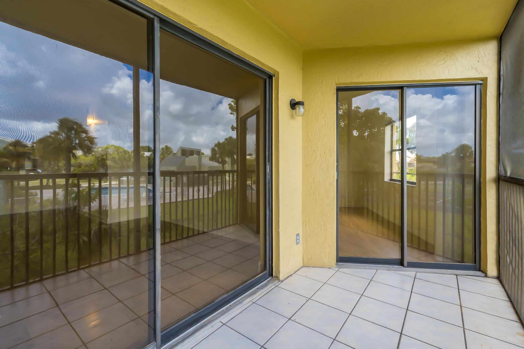 ISLAND CLUB AT CORAL SPRINGS - Residential Lease