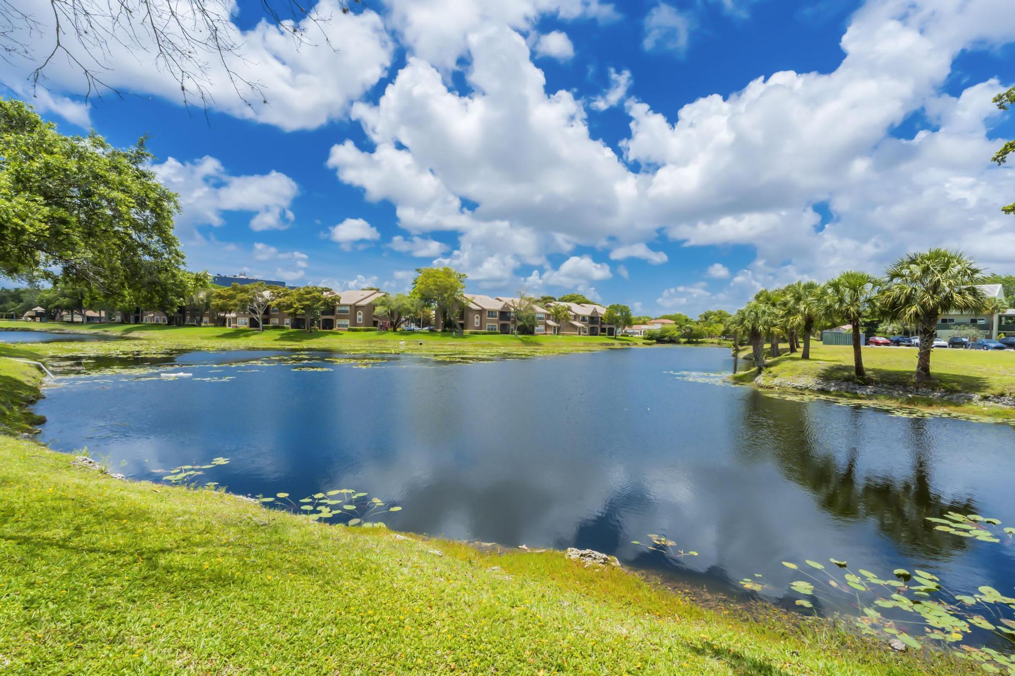 ISLAND CLUB AT CORAL SPRINGS - Residential Lease