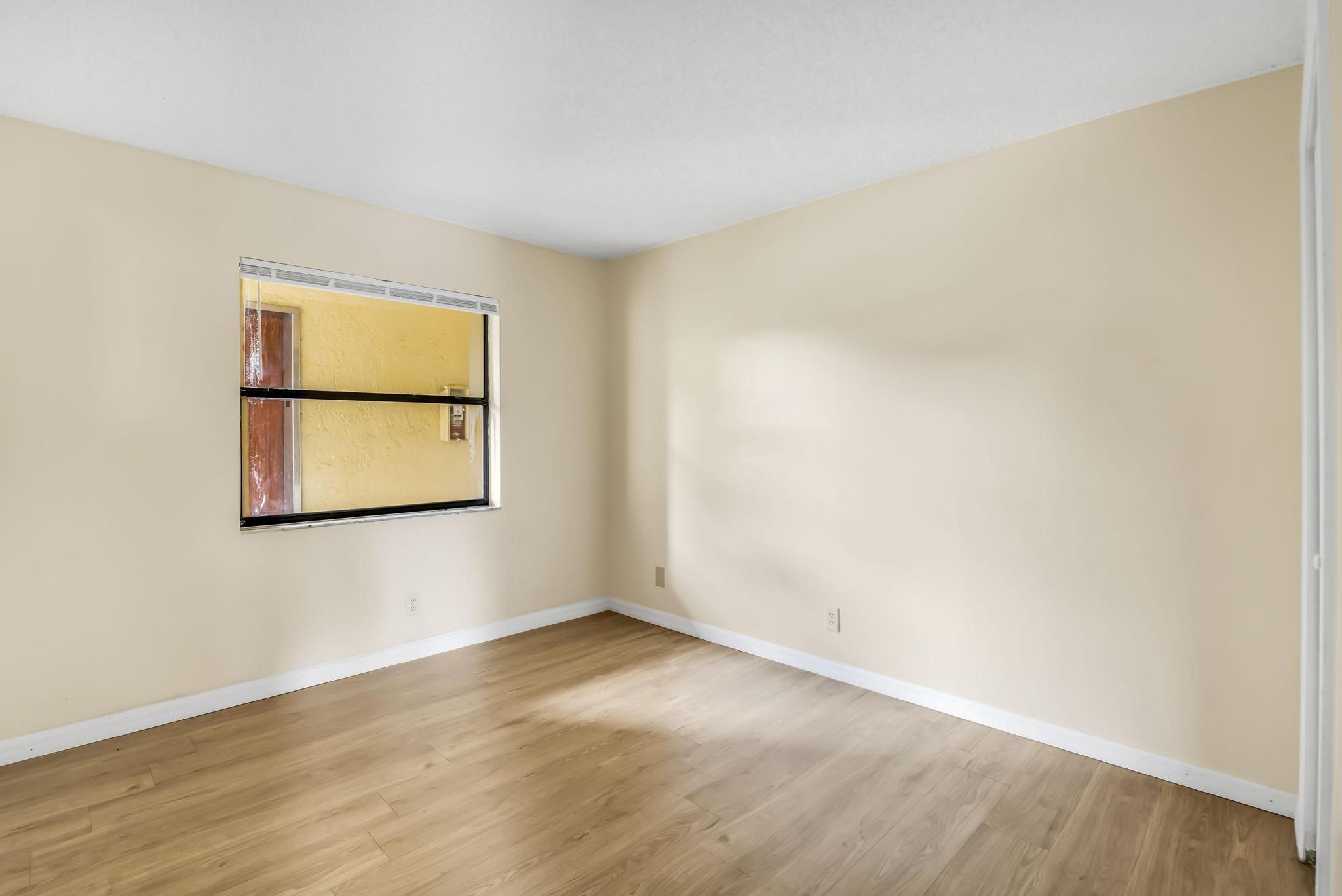 ISLAND CLUB AT CORAL SPRINGS - Residential Lease