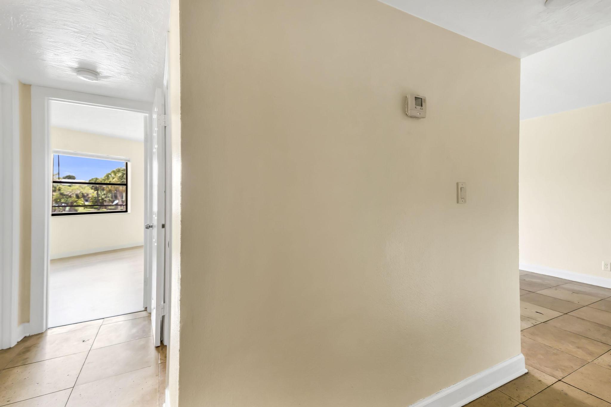 ISLAND CLUB AT CORAL SPRINGS - Residential Lease