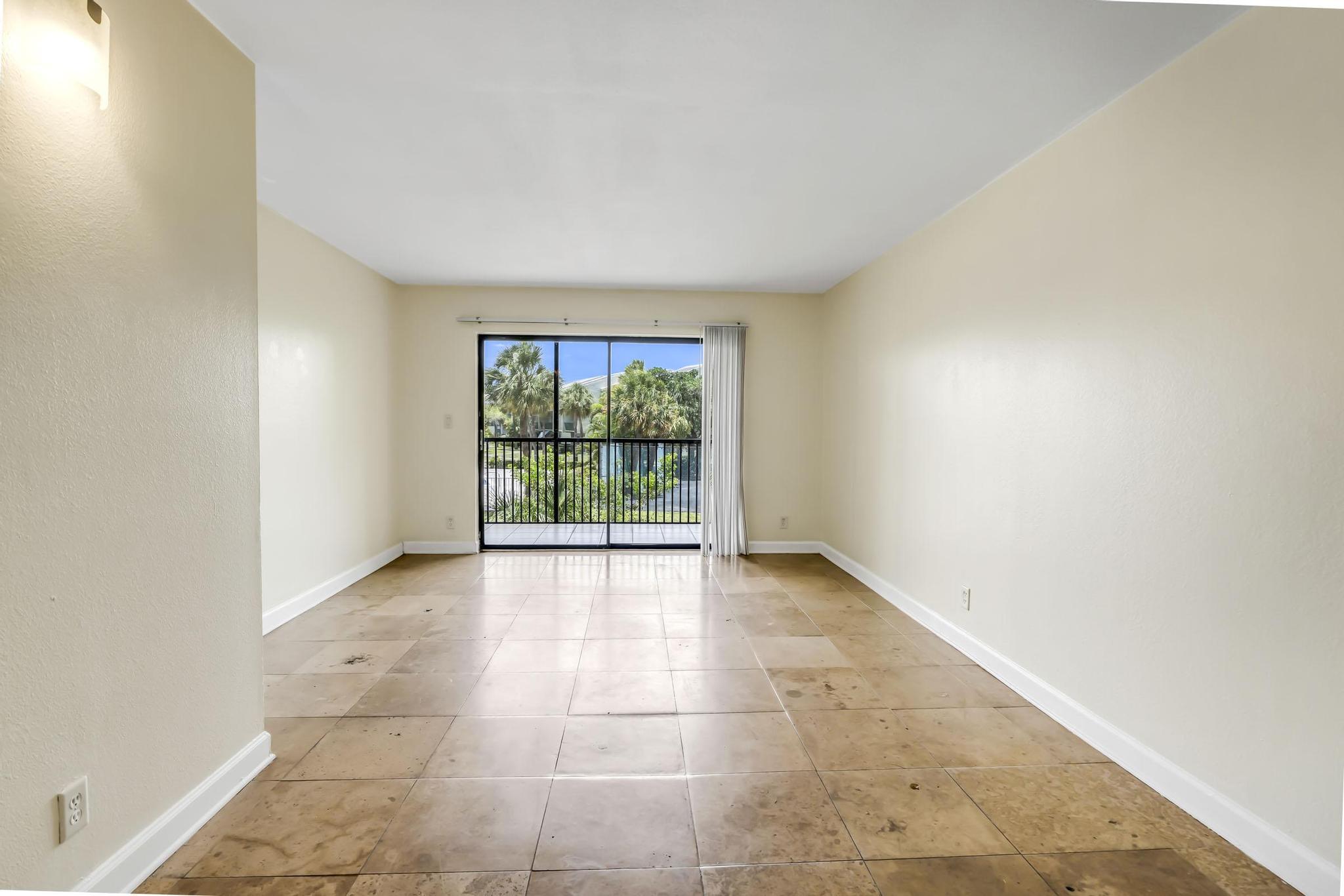 ISLAND CLUB AT CORAL SPRINGS - Residential Lease