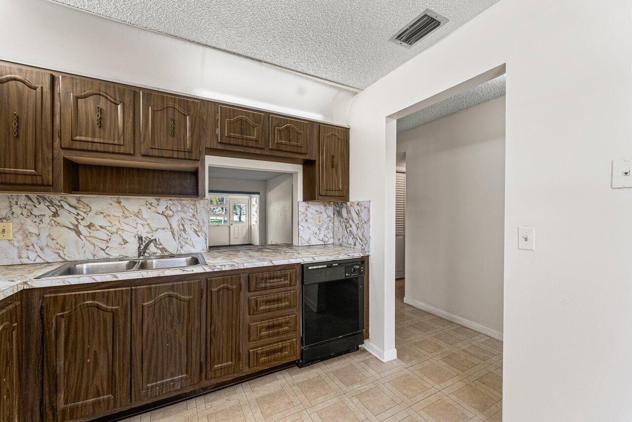 COVERED BRIDGE CONDO - Residential