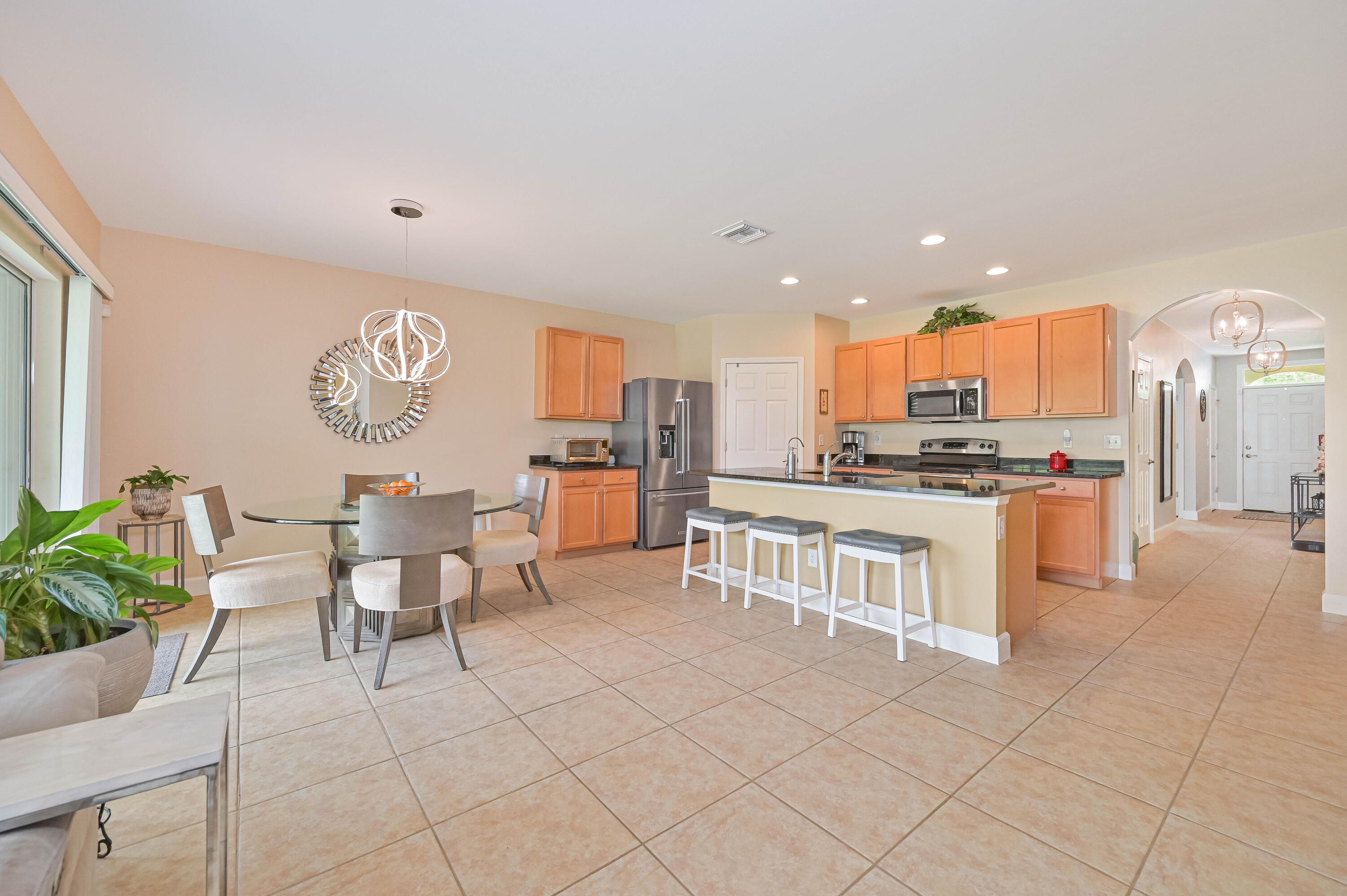RIVER HALL - Residential