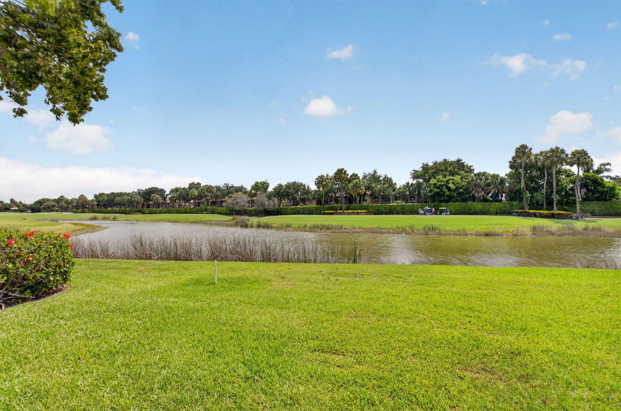 GLENEAGLES CONDO V - Residential