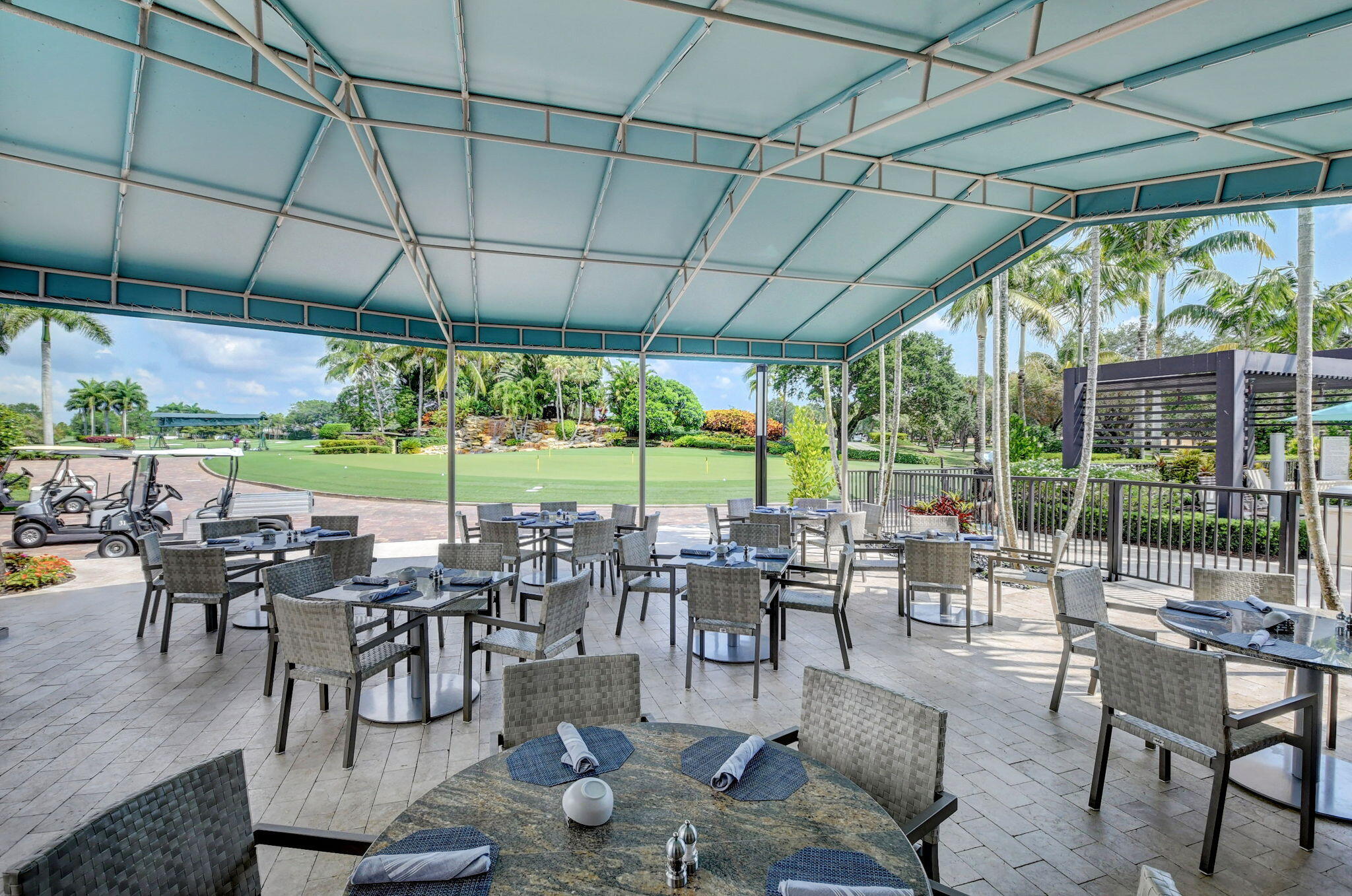GLENEAGLES CONDO V - Residential