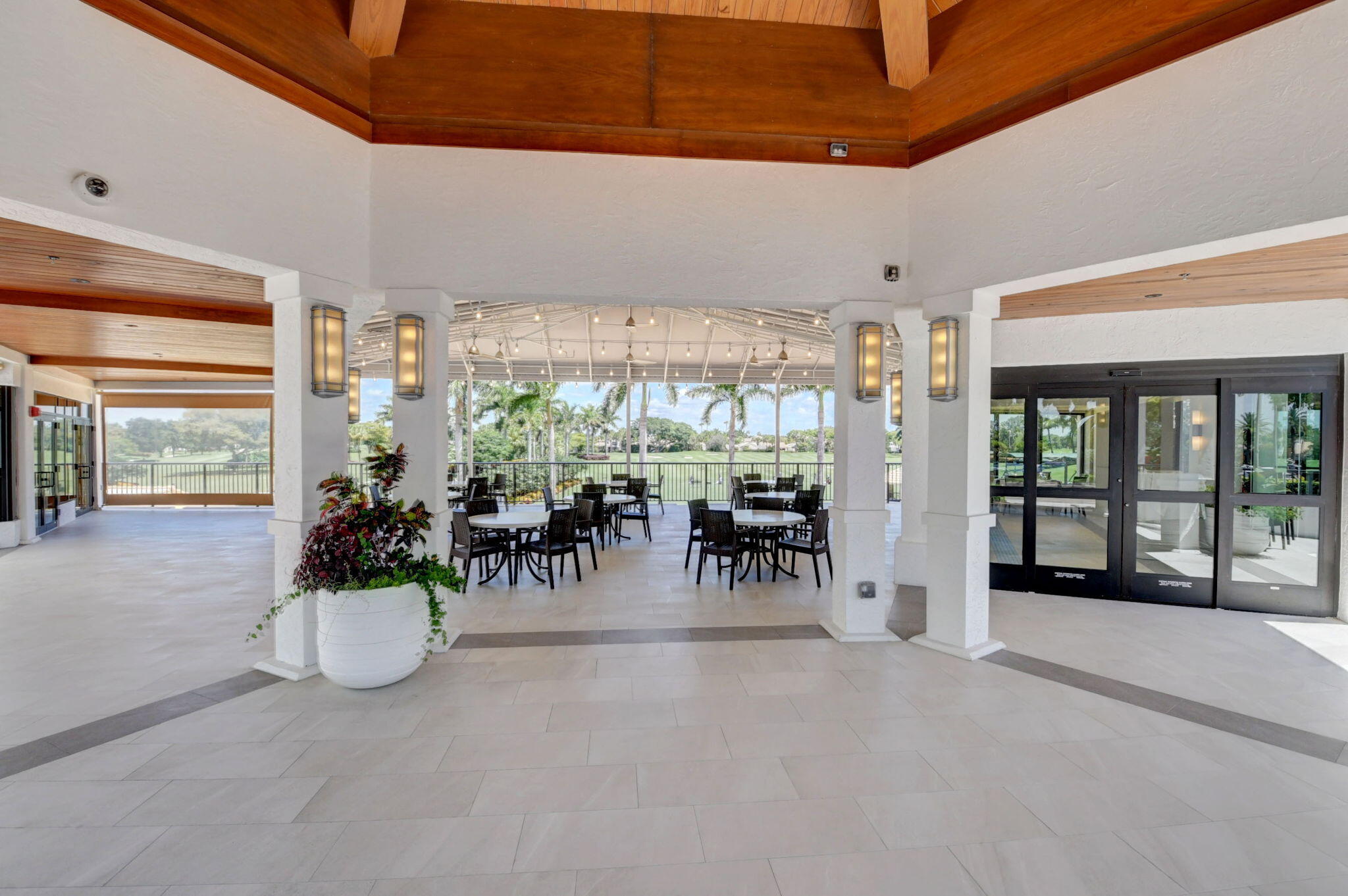 GLENEAGLES CONDO V - Residential