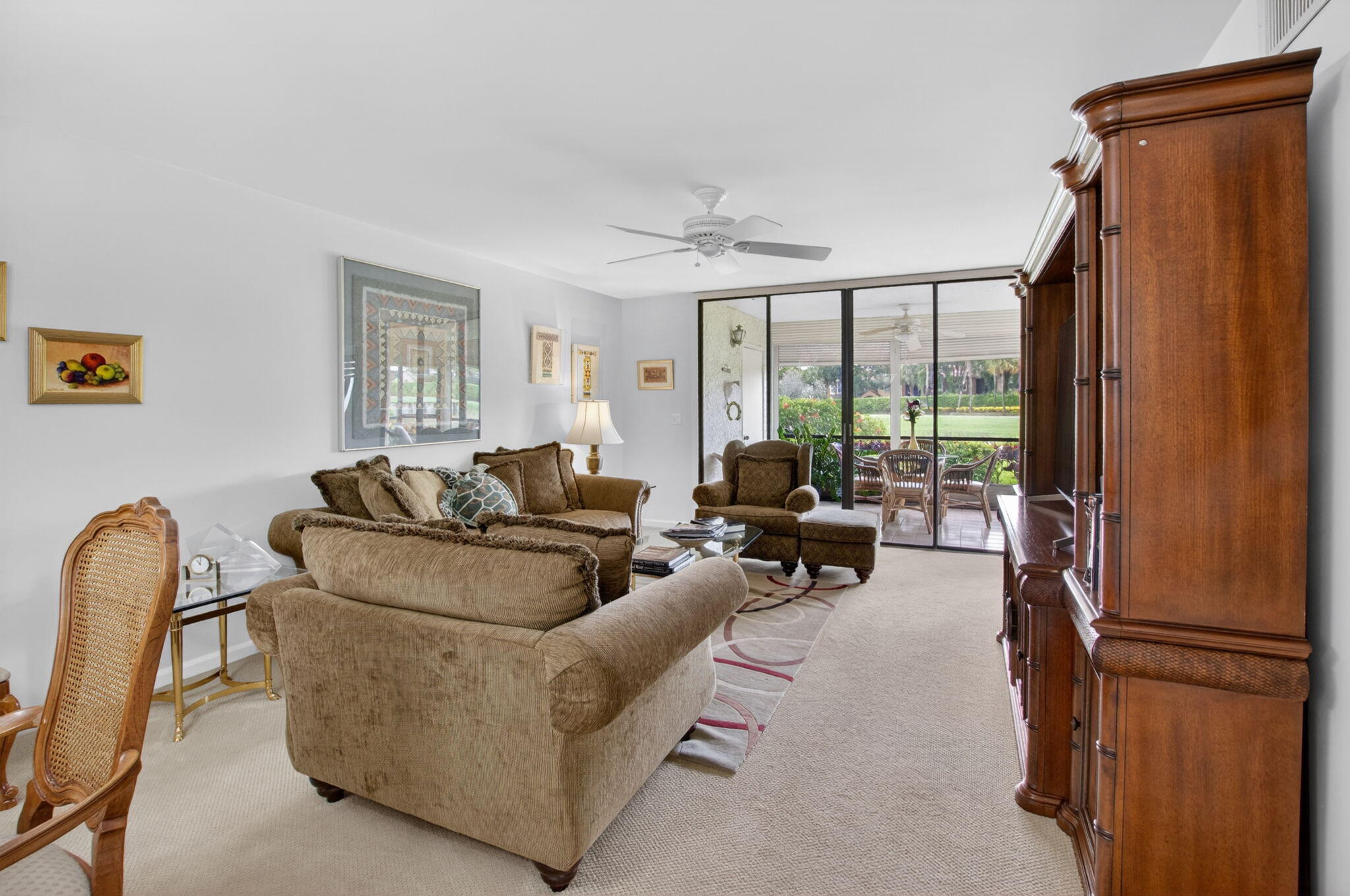GLENEAGLES CONDO V - Residential