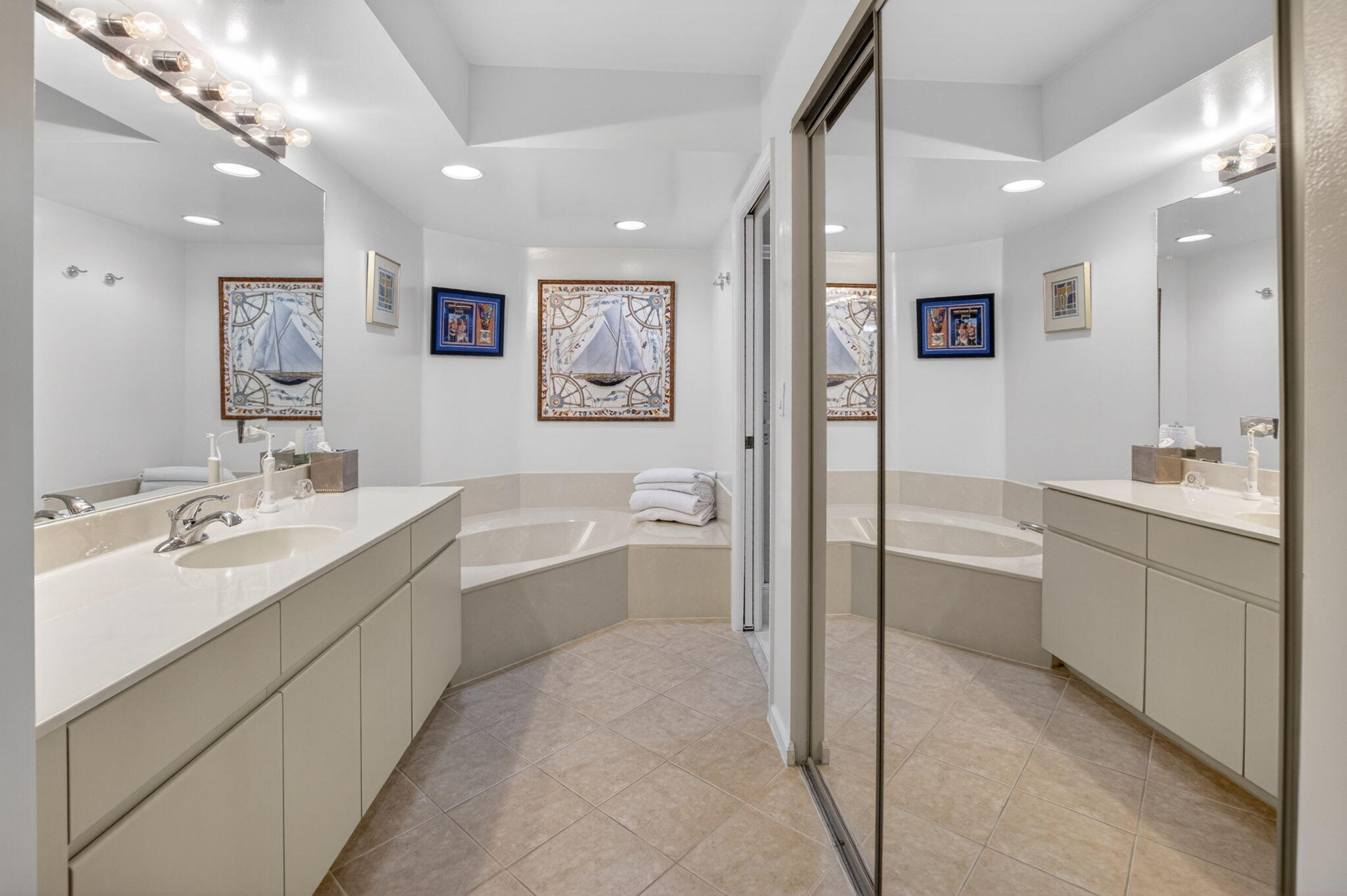 GLENEAGLES CONDO V - Residential