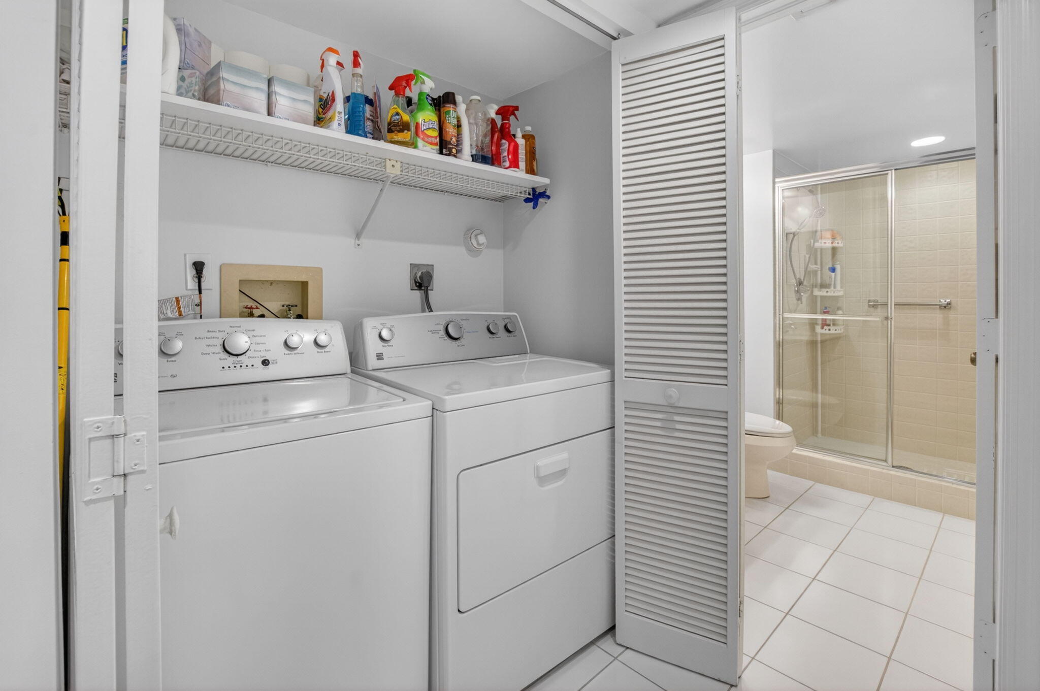 GLENEAGLES CONDO V - Residential