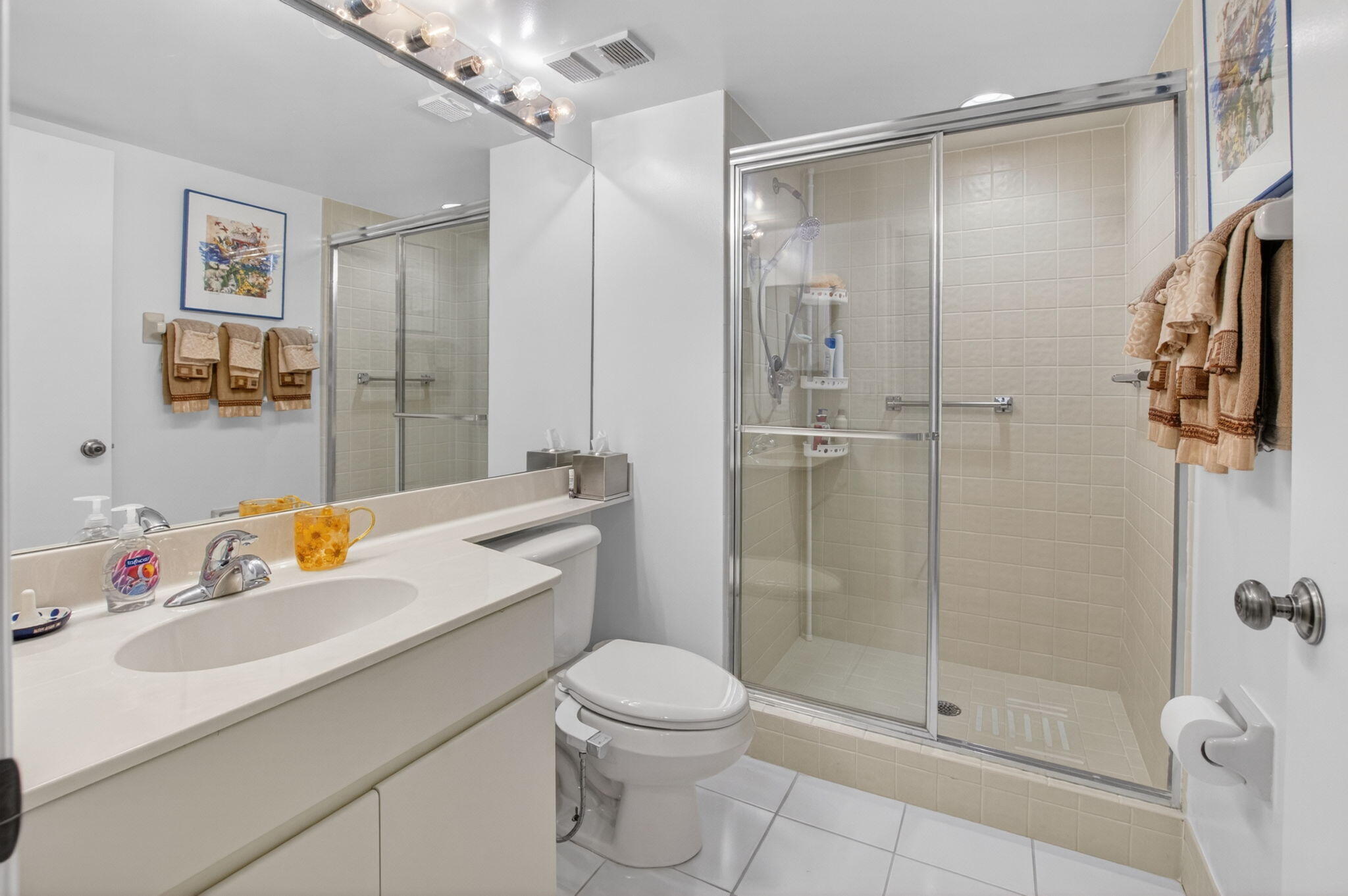GLENEAGLES CONDO V - Residential
