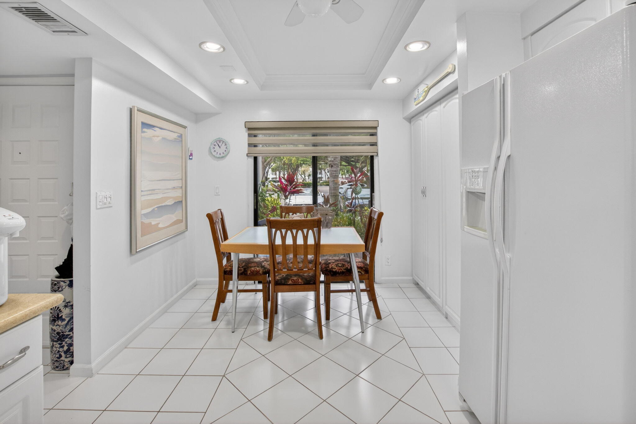 GLENEAGLES CONDO V - Residential