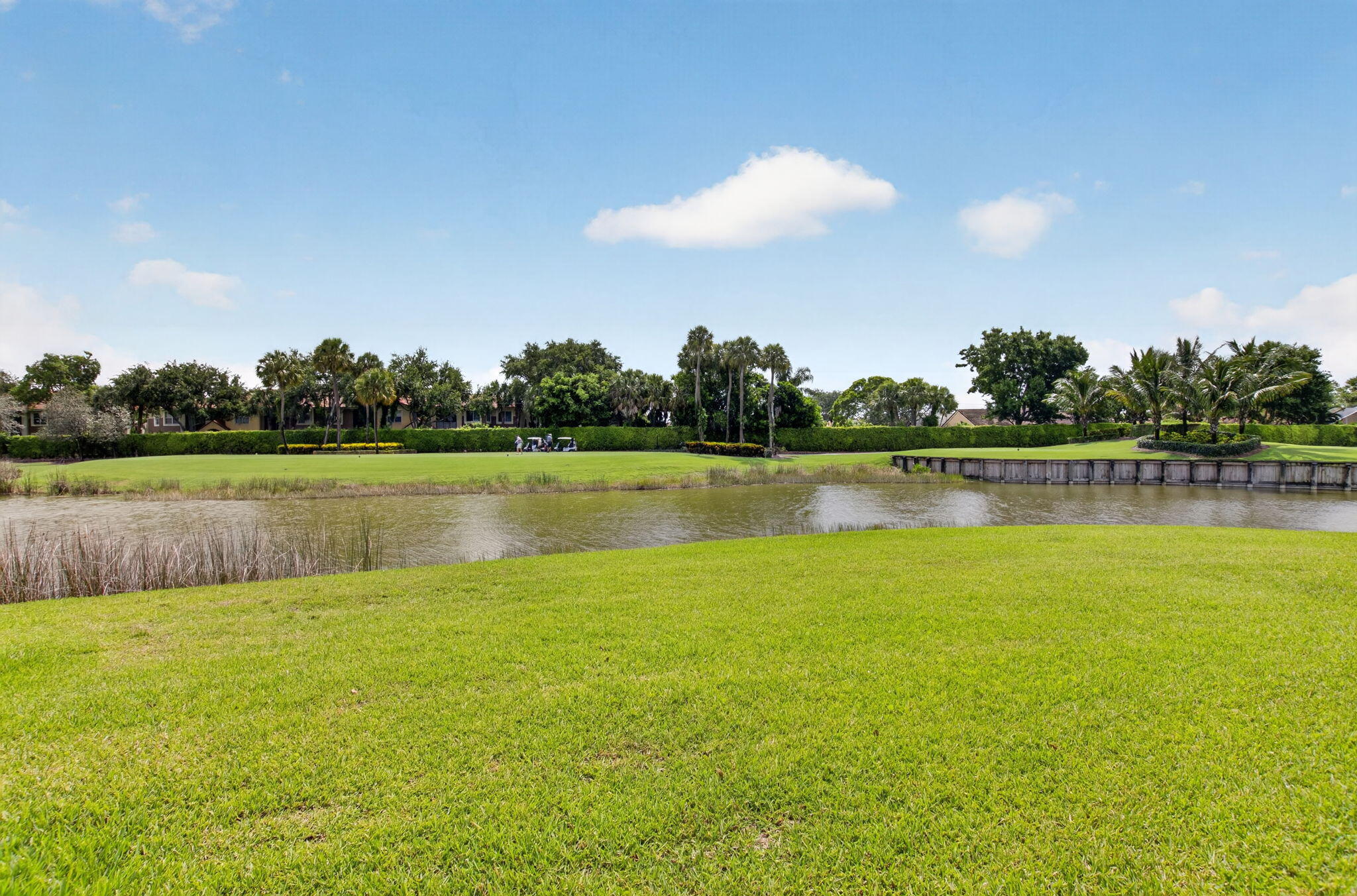 GLENEAGLES CONDO V - Residential