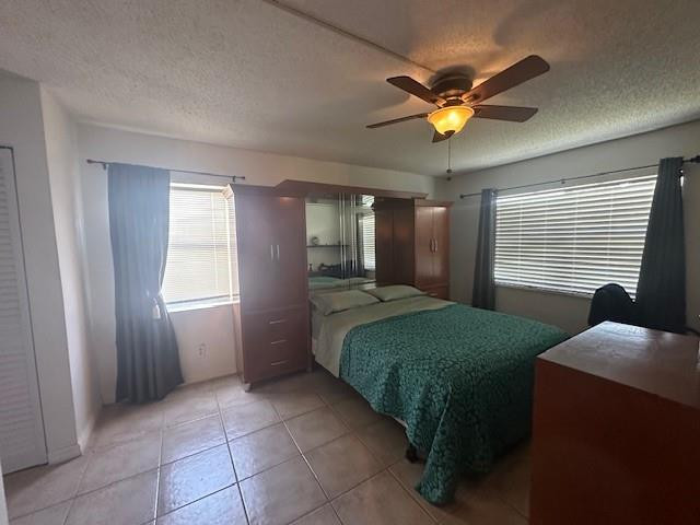 Sunrise Lakes 98 Condo - Residential