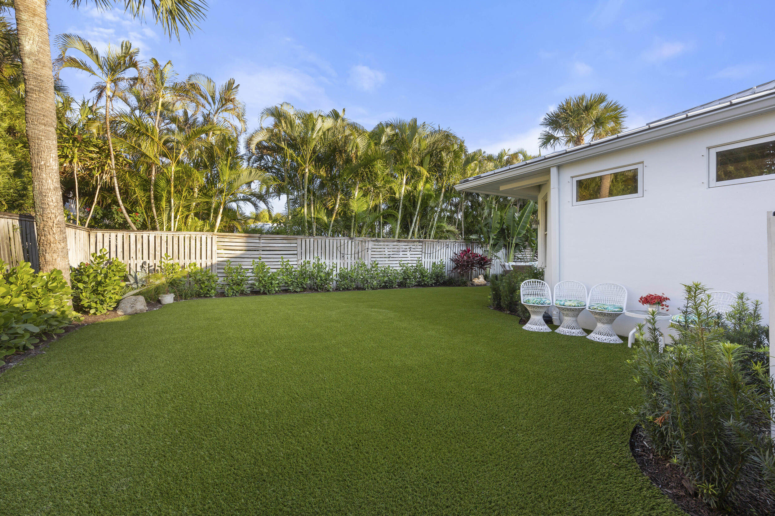 JUPITER INLET BEACH COLONY - Residential