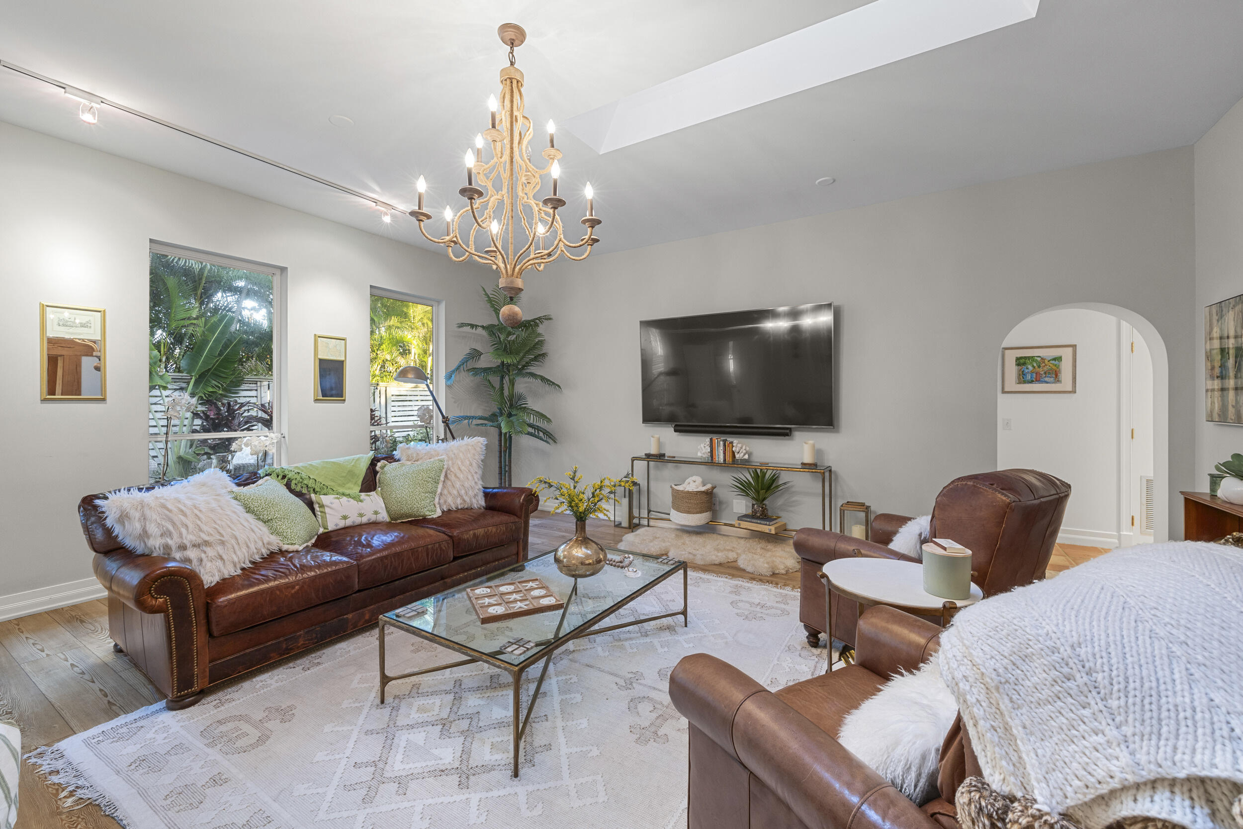 JUPITER INLET BEACH COLONY - Residential