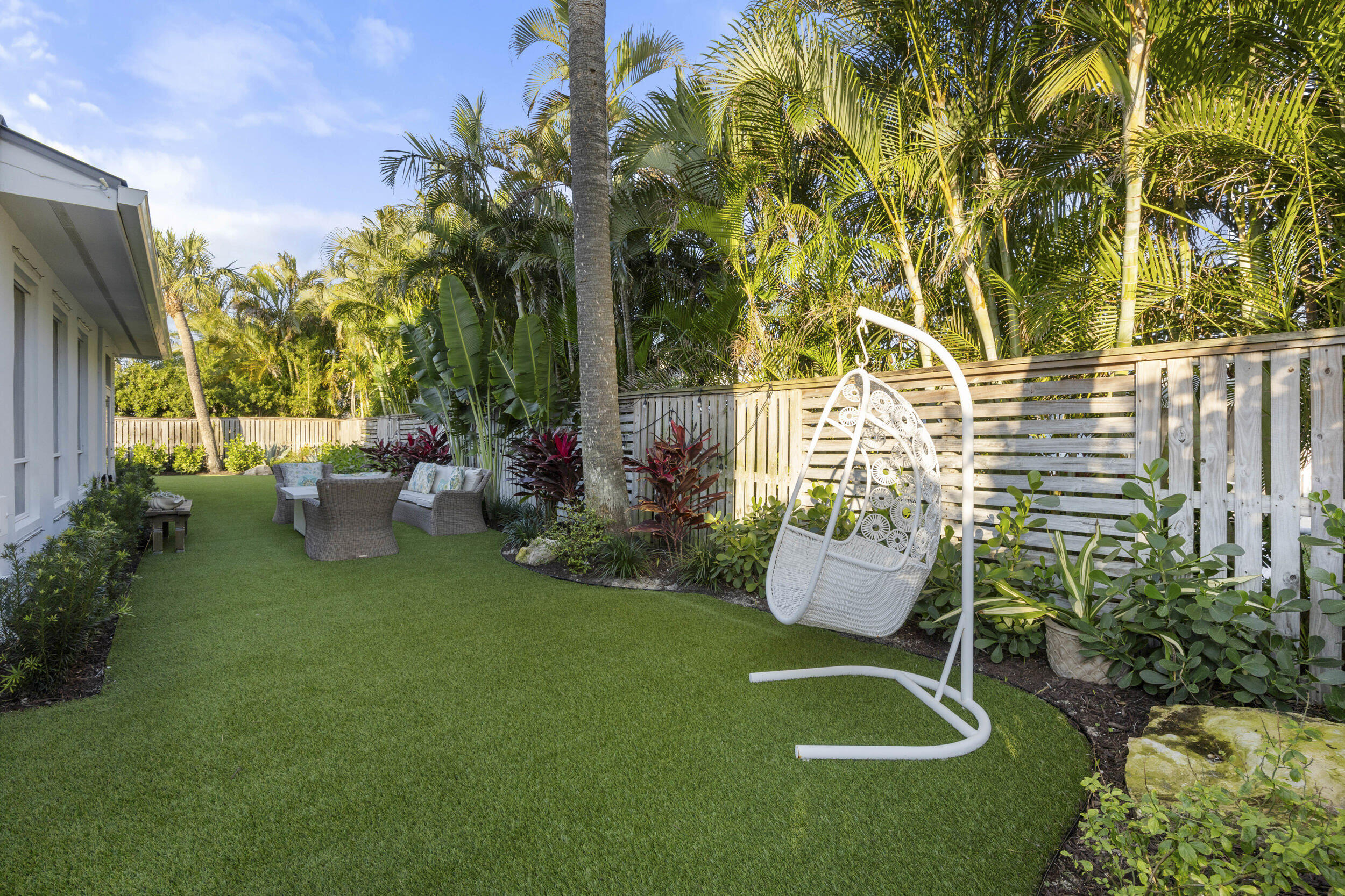 JUPITER INLET BEACH COLONY - Residential