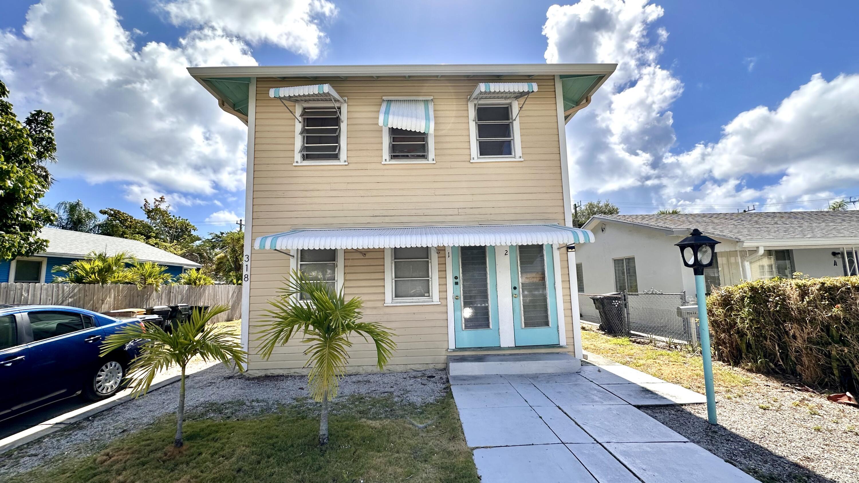 LAKE WORTH TOWN OF - Residential Lease