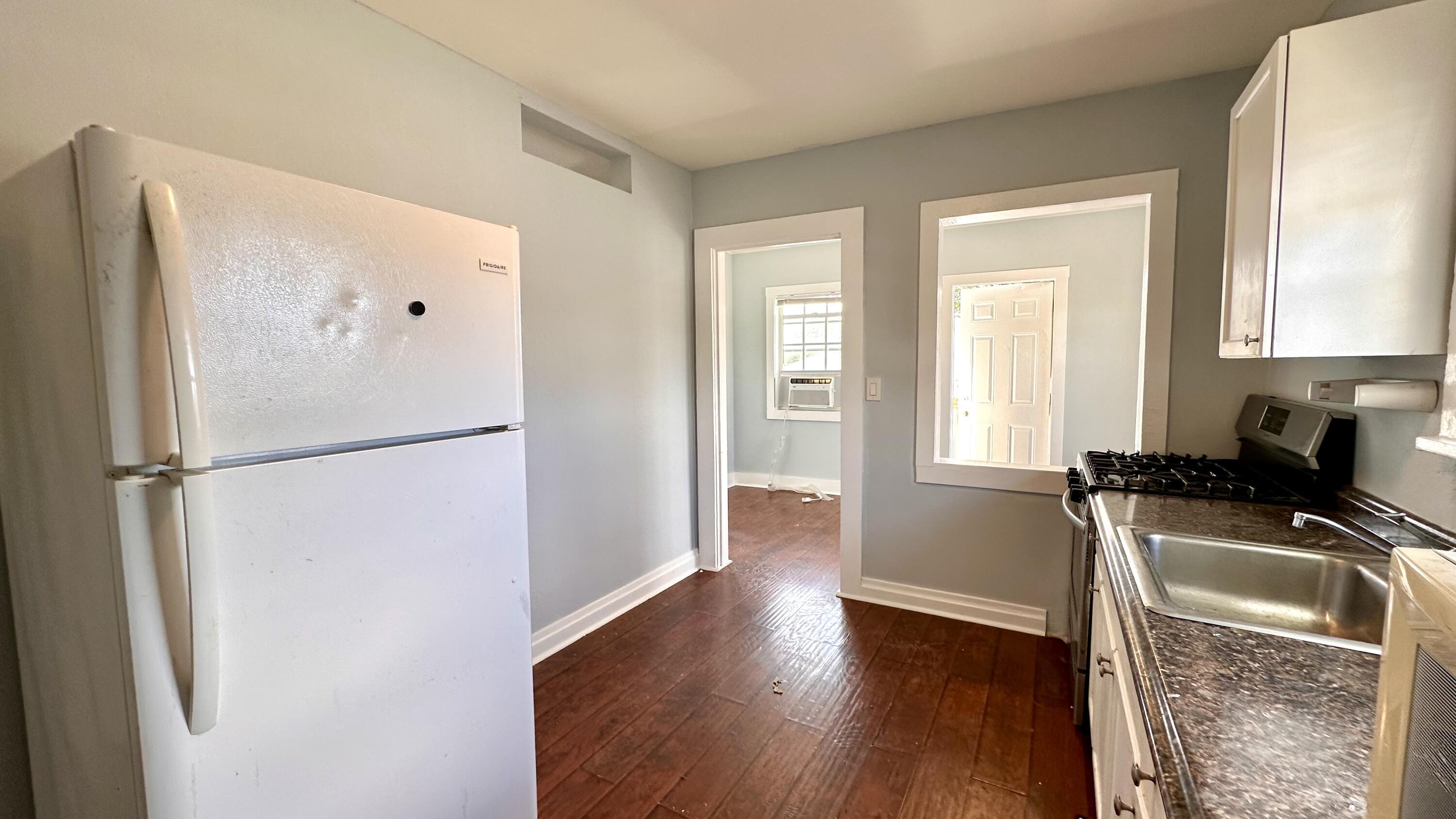 LAKE WORTH TOWN OF - Residential Lease