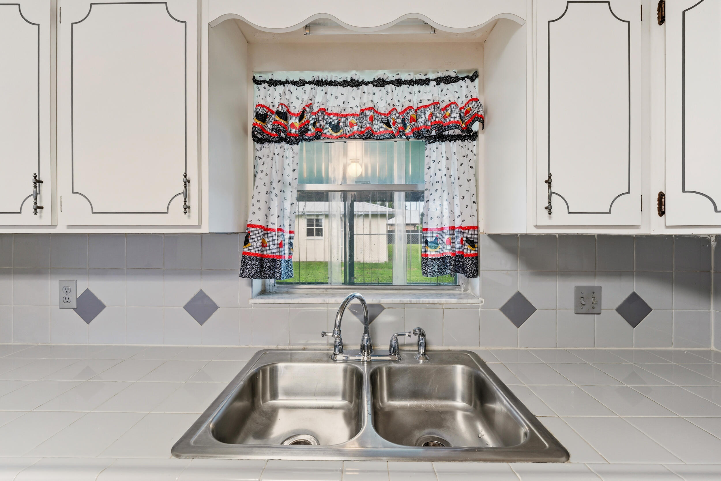 QUAIL ACRES - Residential