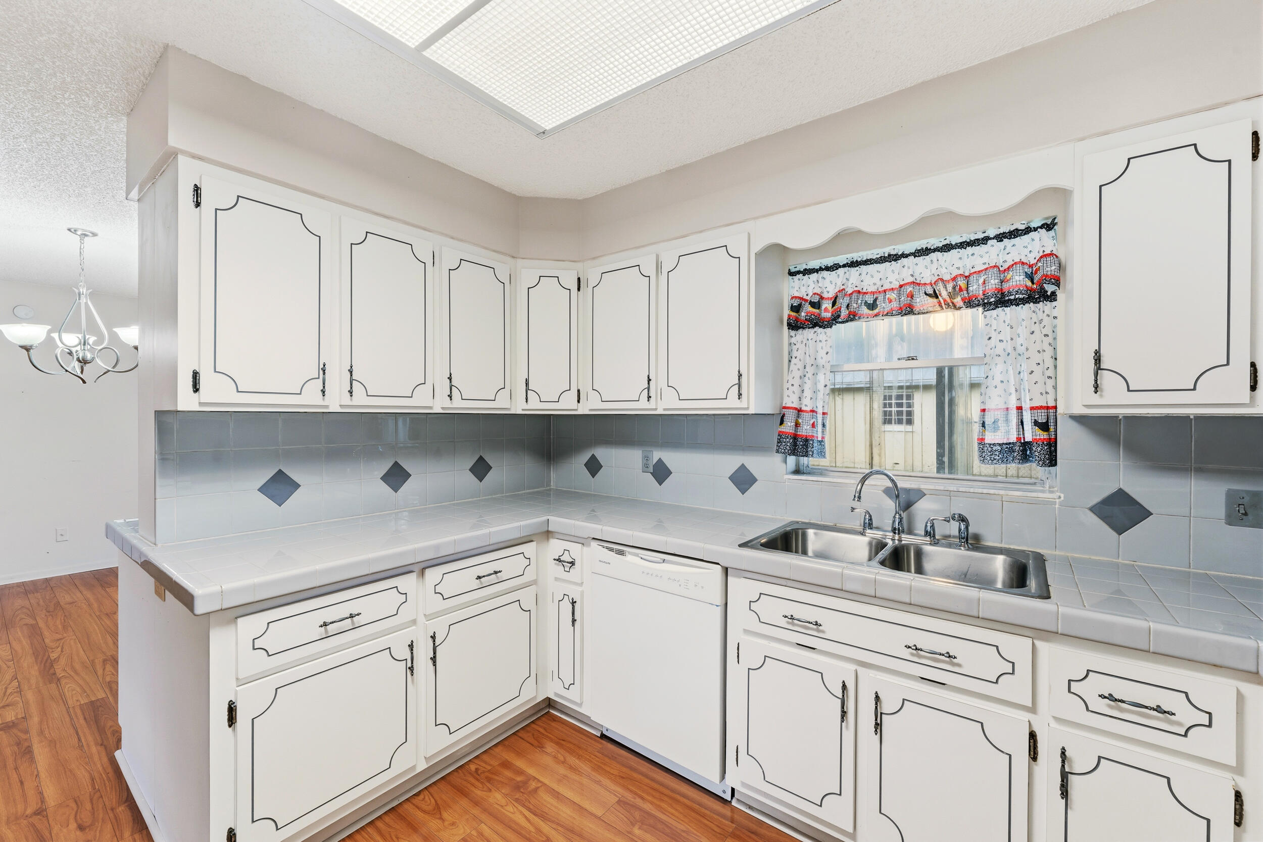 QUAIL ACRES - Residential