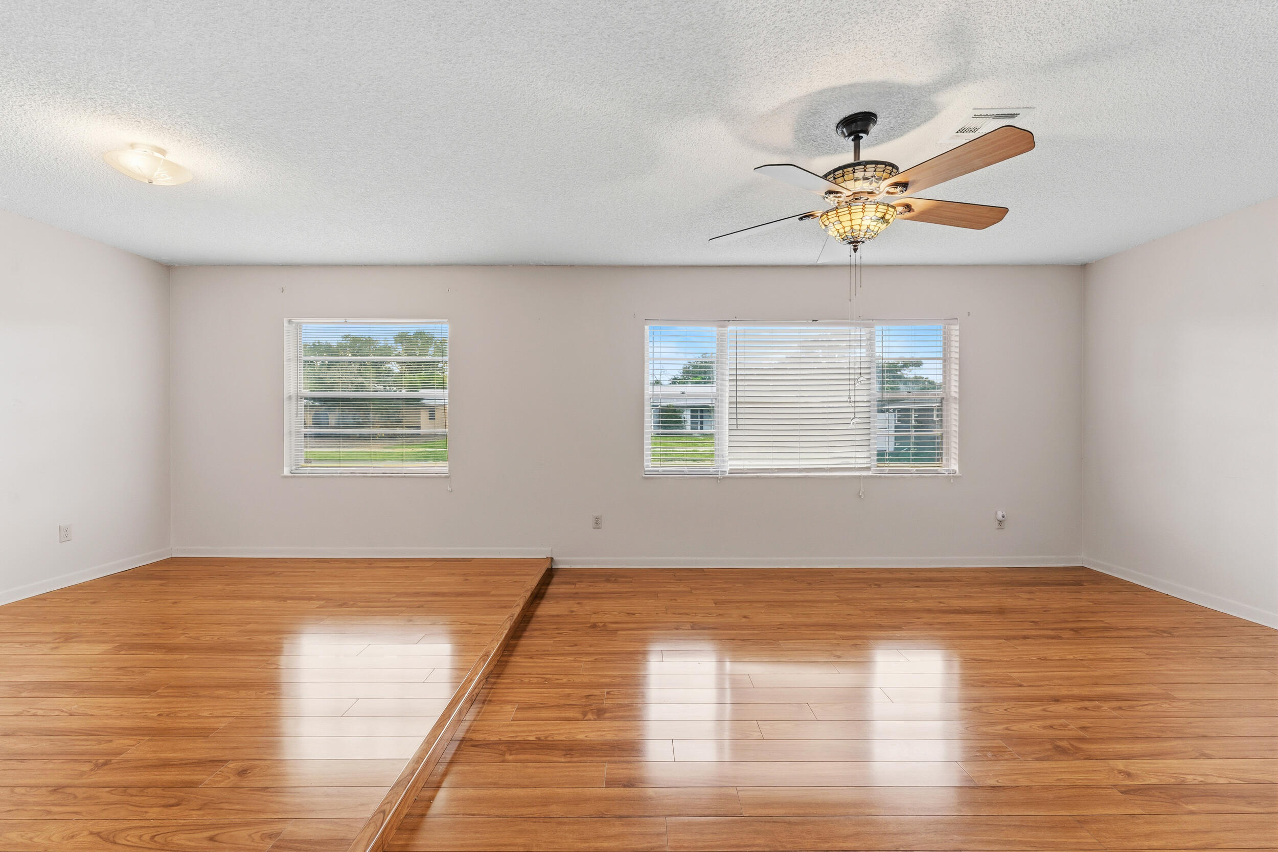 QUAIL ACRES - Residential