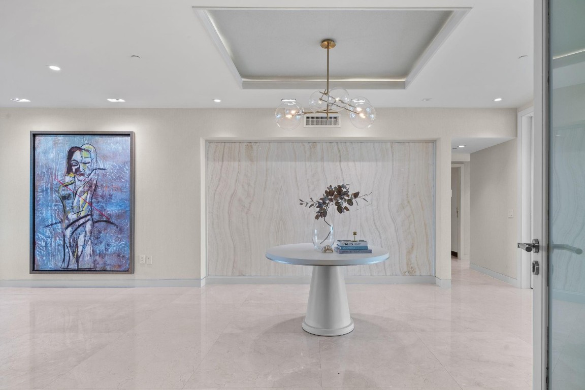 LAS OLAS BEACH CLUB - Residential