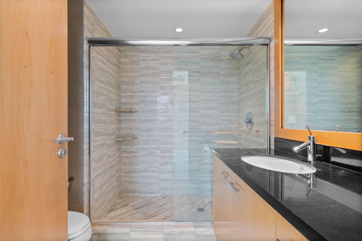LAS OLAS BEACH CLUB - Residential