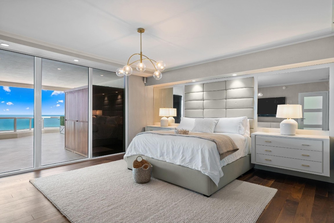 LAS OLAS BEACH CLUB - Residential