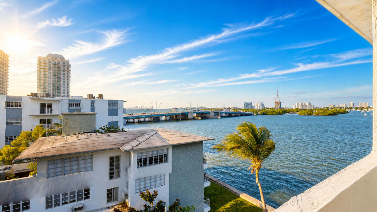 CHATEAU BISCAYNE CONDO - Residential