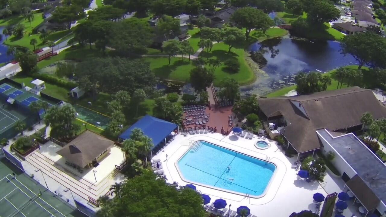 BANYAN SPRINGS - Residential