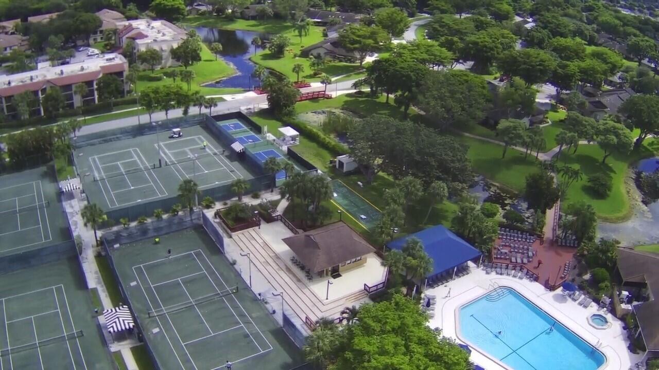 BANYAN SPRINGS - Residential