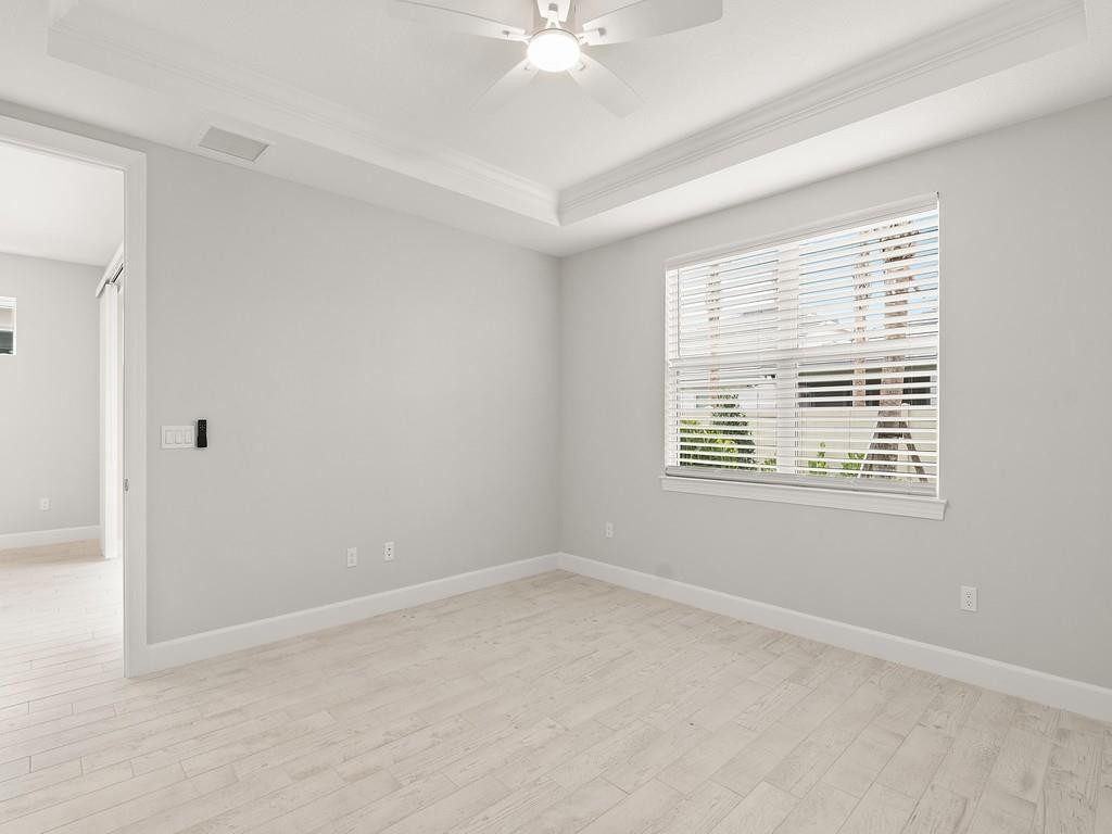 HARBOR ISLE PHASE 1 - Residential Lease