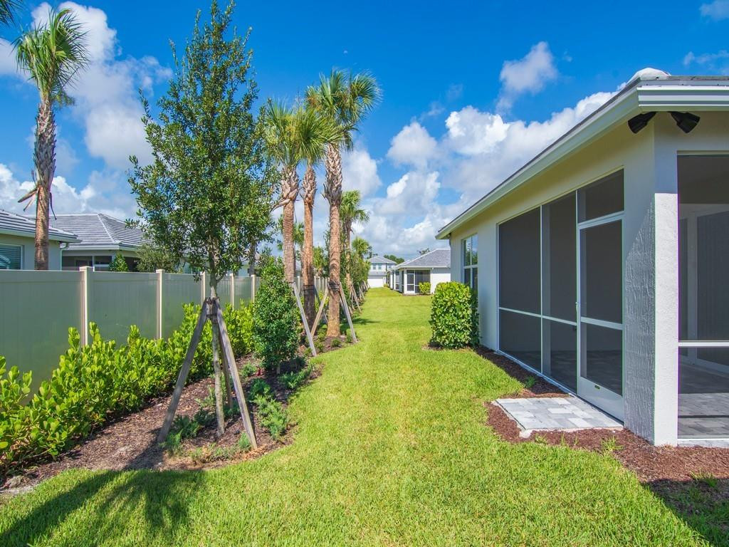 HARBOR ISLE PHASE 1 - Residential Lease